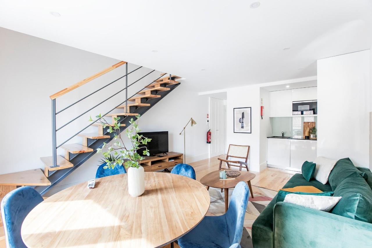 Bright 3Br Flat W/ Ac In City Center By Lovelystay Porto Exterior photo
